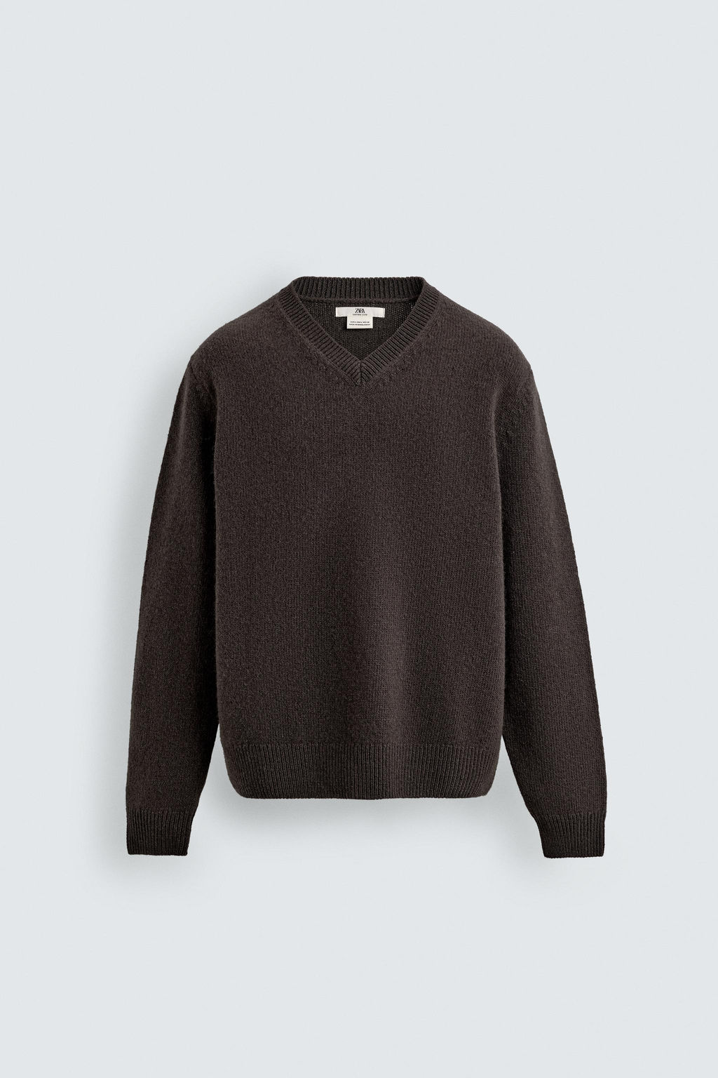 100% WOOL V-NECK JUMPER LIMITED EDITION