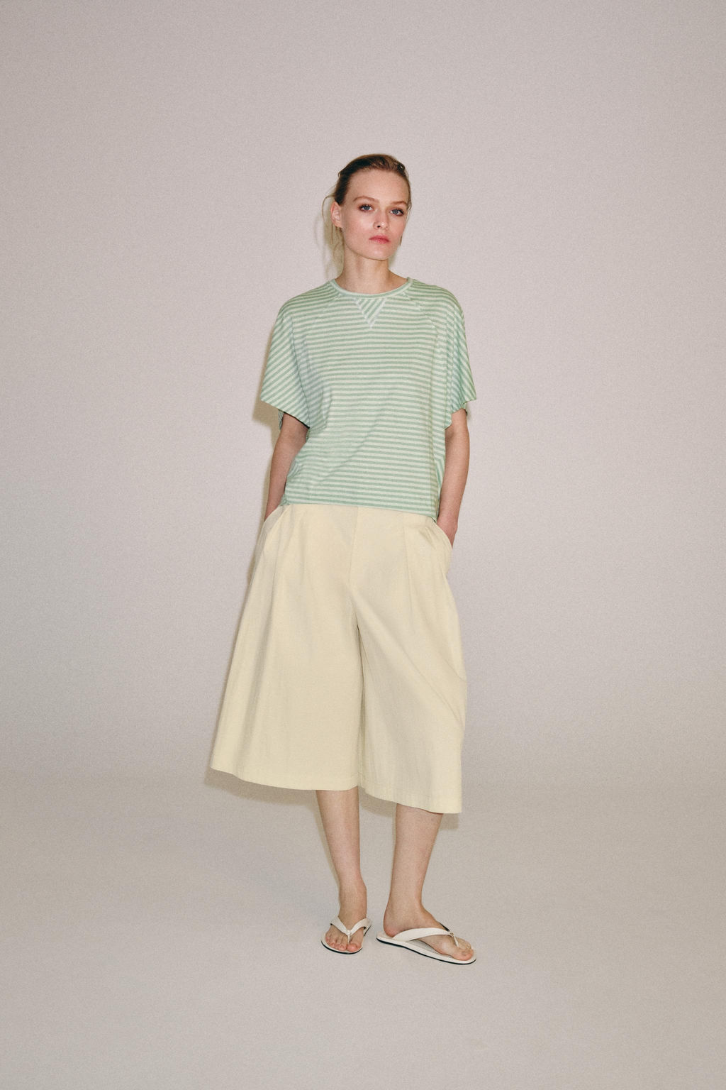 CAMISETA OVERSIZED RAYAS / Verdes