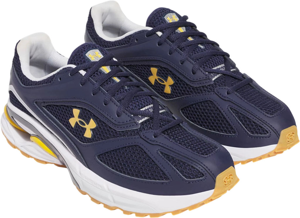 Кроссовки взрослые