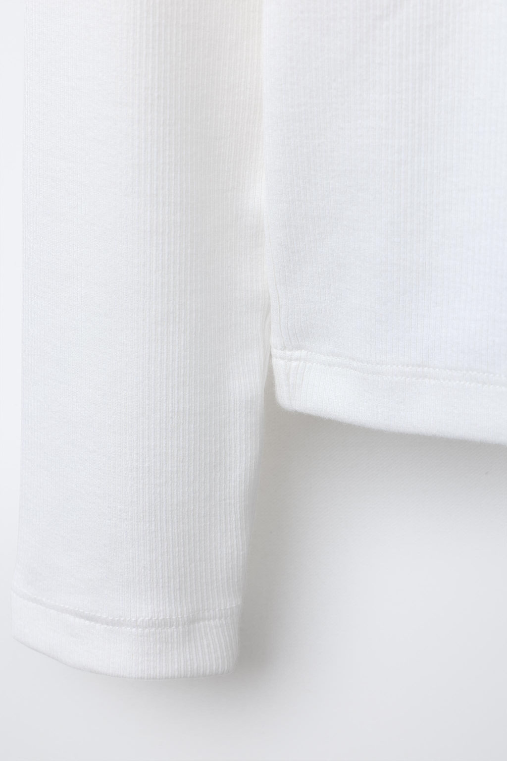 RIB T-SHIRT WITH RUFFLE TRIMS - Zara фото 4