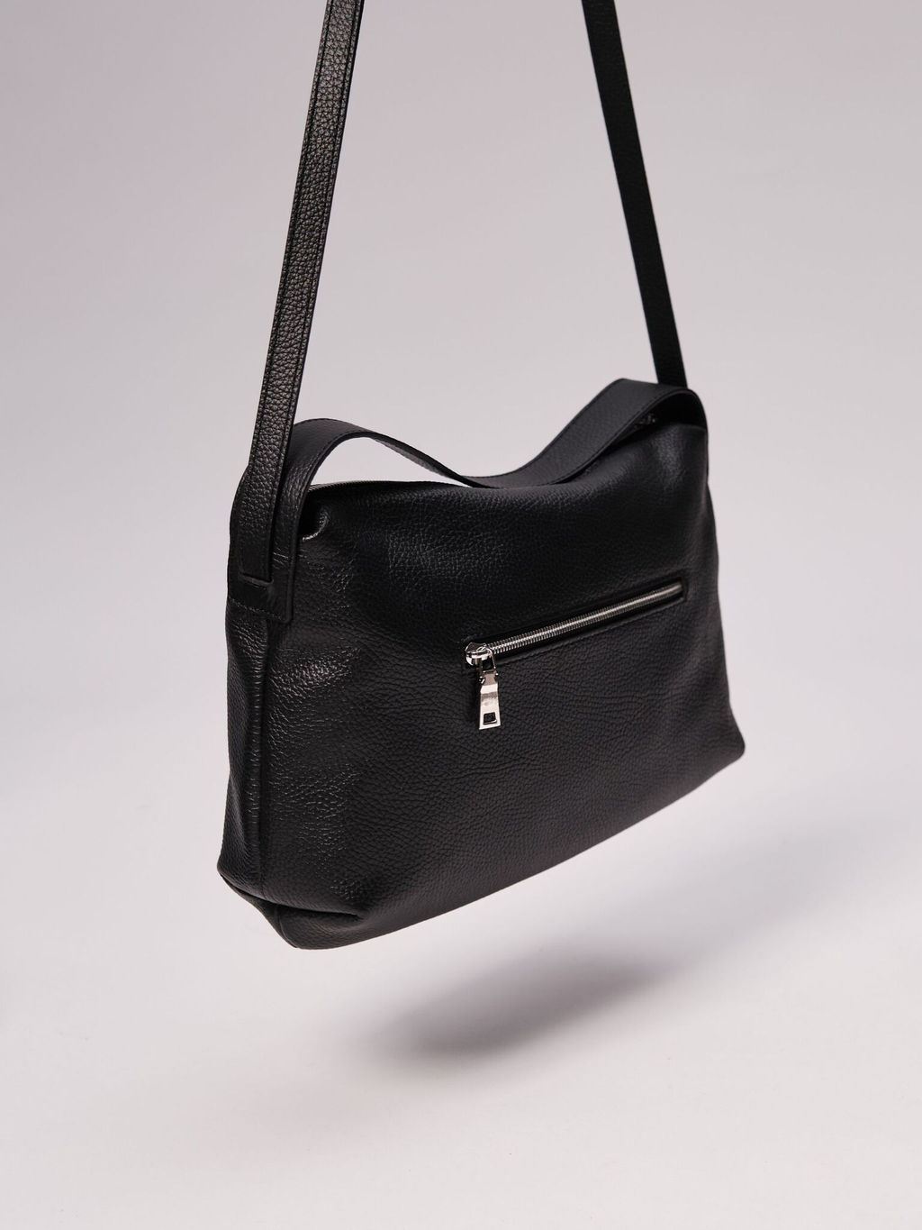 Сумка кожаная багет Deboro 30963 черная