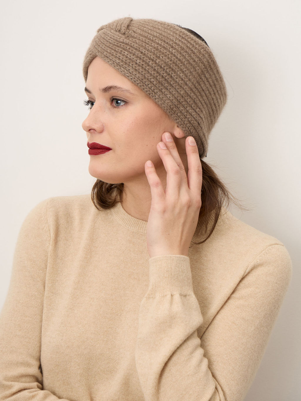 Повязка из кашемира 20-18-004-0С капучино