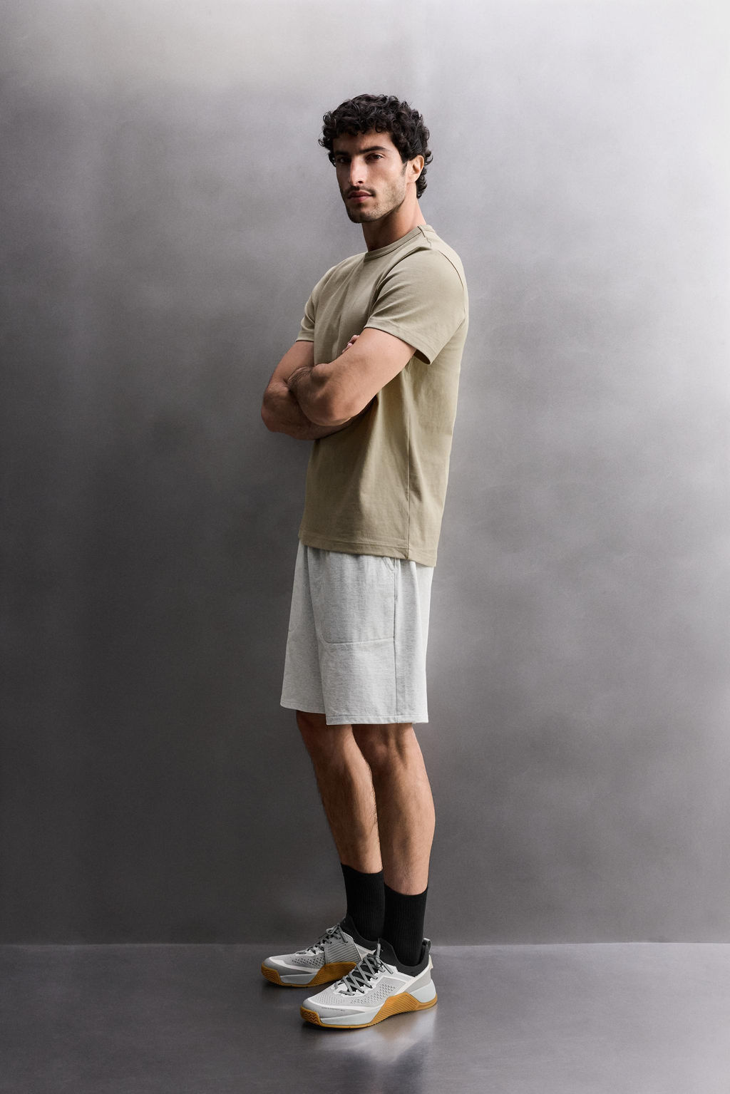 PANTALONES CORTOS JOGGER ALGOD?N 9 / Gris vigor? - Zara фото 4