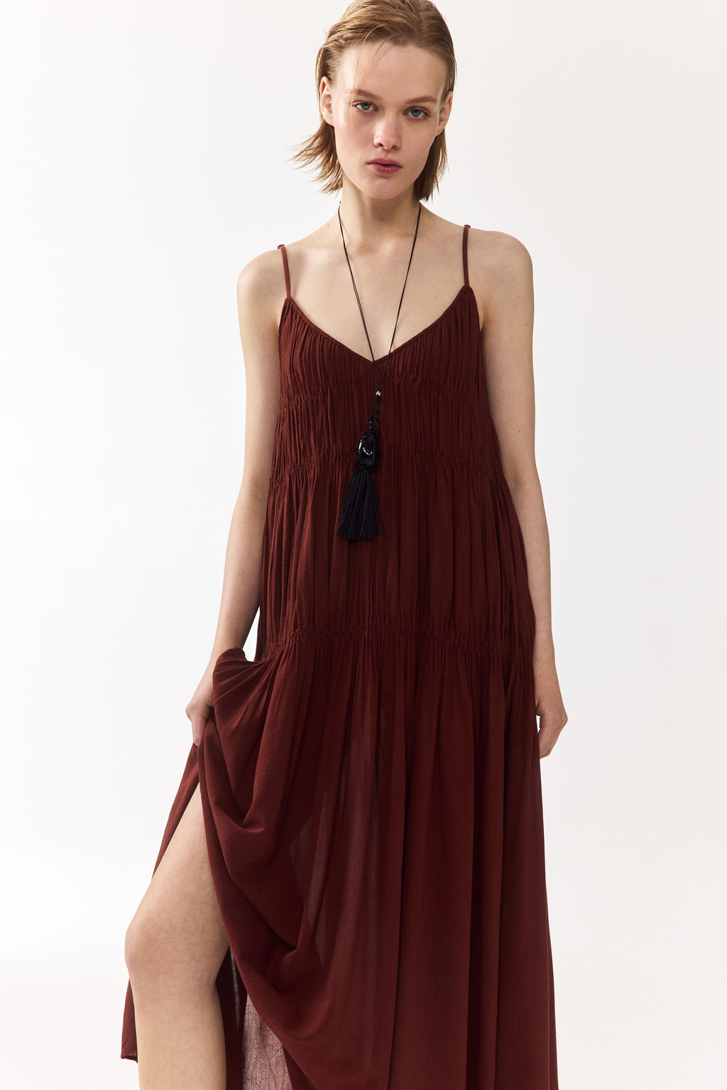 Vestido fruncido con tirantes espagueti - H&m фото 4