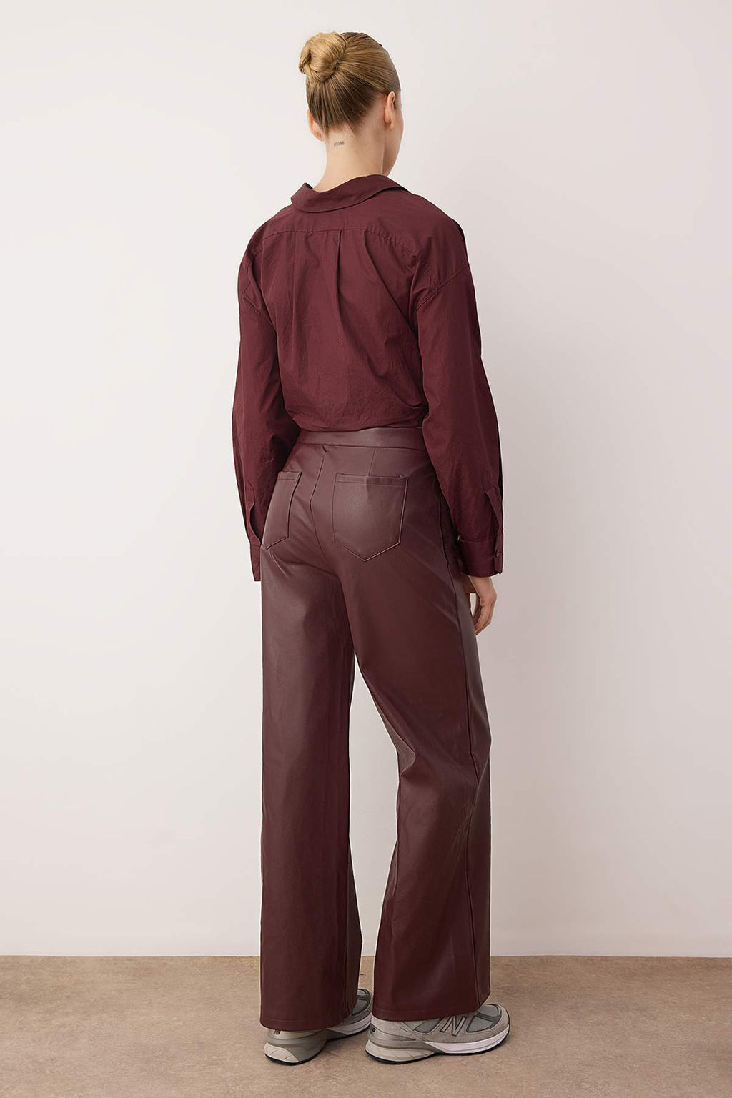 Bordo Suni Deri Wide Leg Cep Detayl? Orme Pantolon TWOAW26PL00096 - Trendyolmilla фото 4