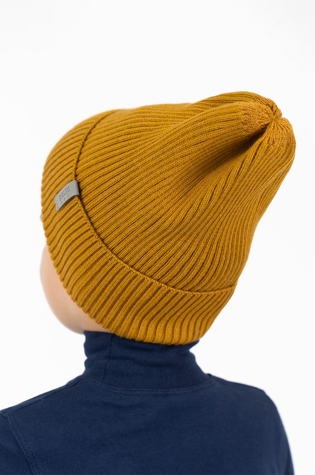 Шапка вязаная