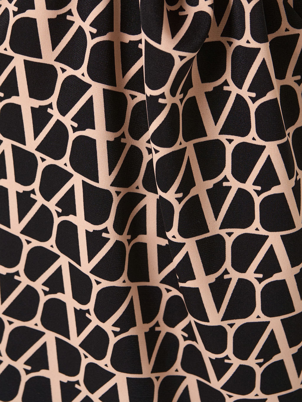 Блузка 0087-29 черный муар