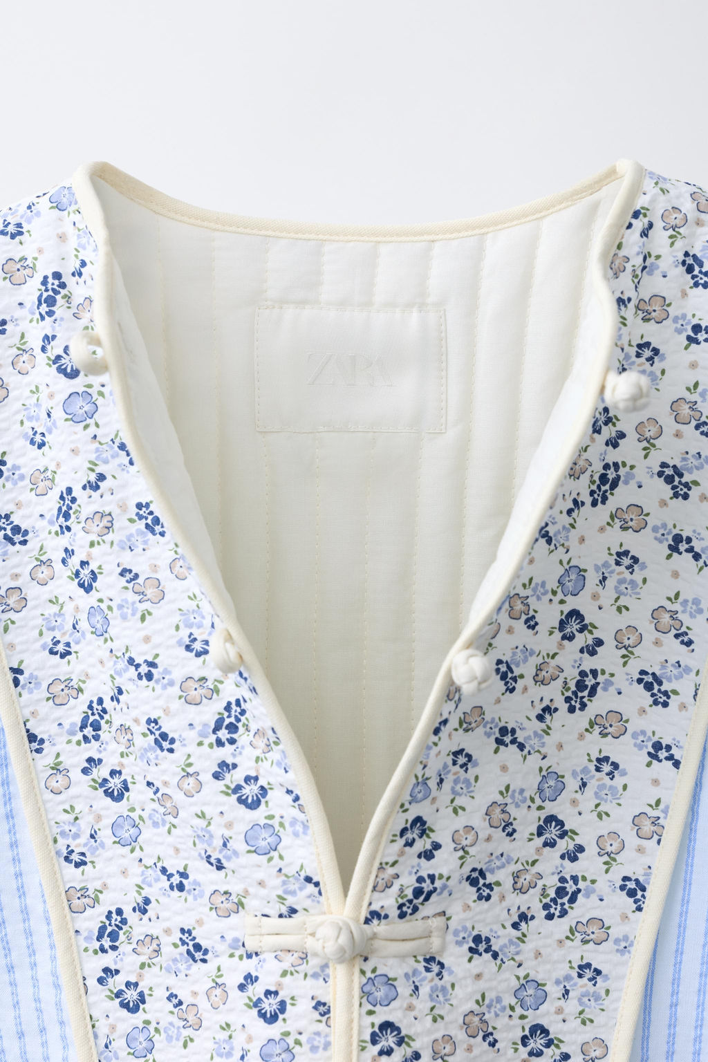CAZADORA ACOLCHADA PATCHWORK / Azul / Blanco - Zara фото 8