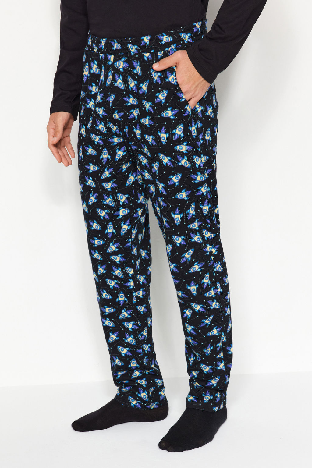 TRENDYOL MAN Erkek Siyah Bask?l? Regular Fit Orme %100 Pamuk Pijama Tak?m? TMNAW24PT00011 - Trendyolmilla фото 4