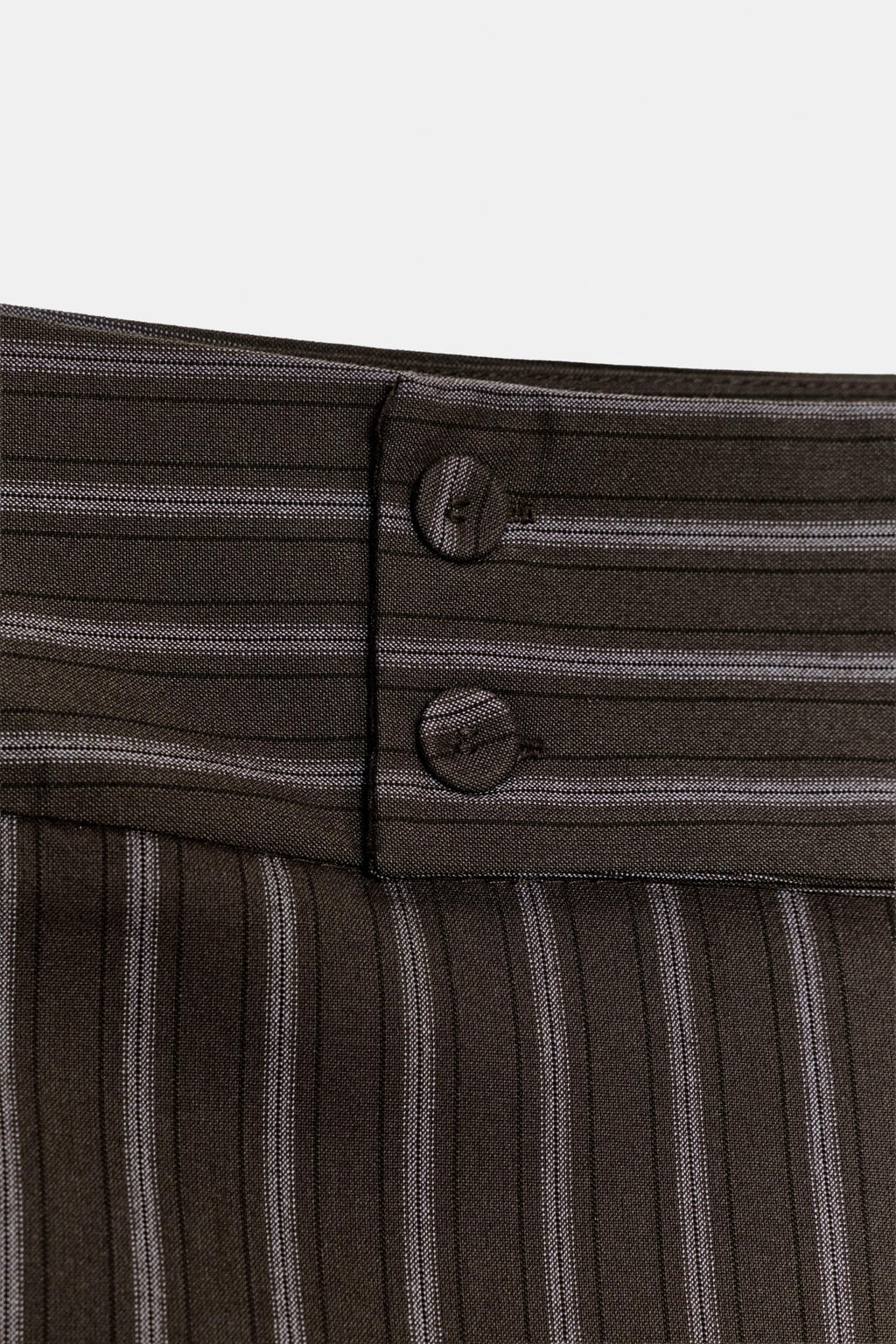 SHORTS CINTURA RAYA DIPLOM?TICA / Gris oscuro - Zara фото 4