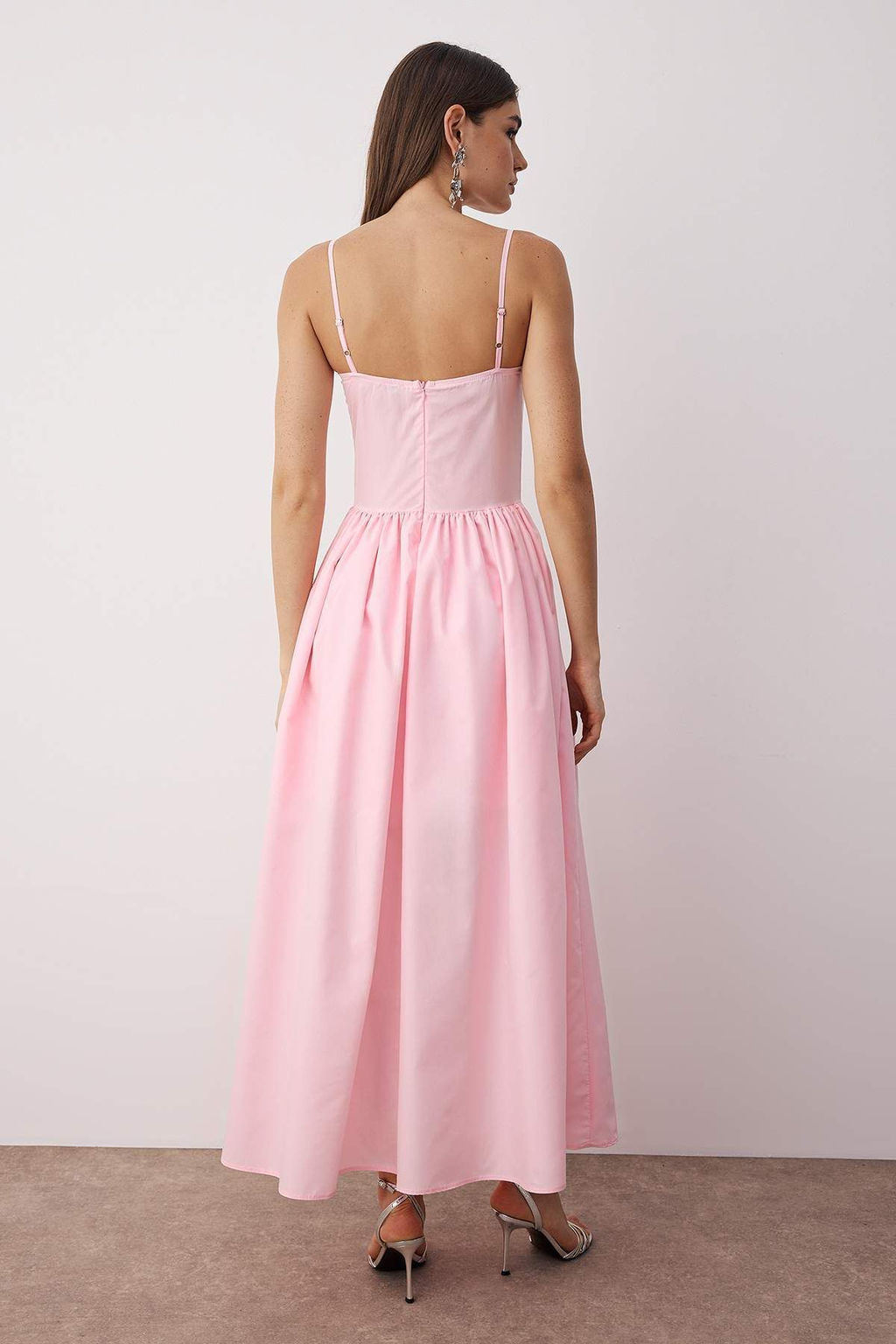 TRENDYOLMILLA Siyah A-Kesim Poplin Dokuma Midi S?k Elbise TPRSS24EL00294 фото 9