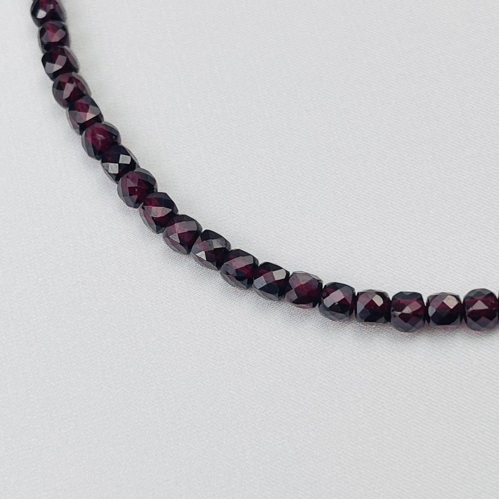 Колье из Граната 42 см +