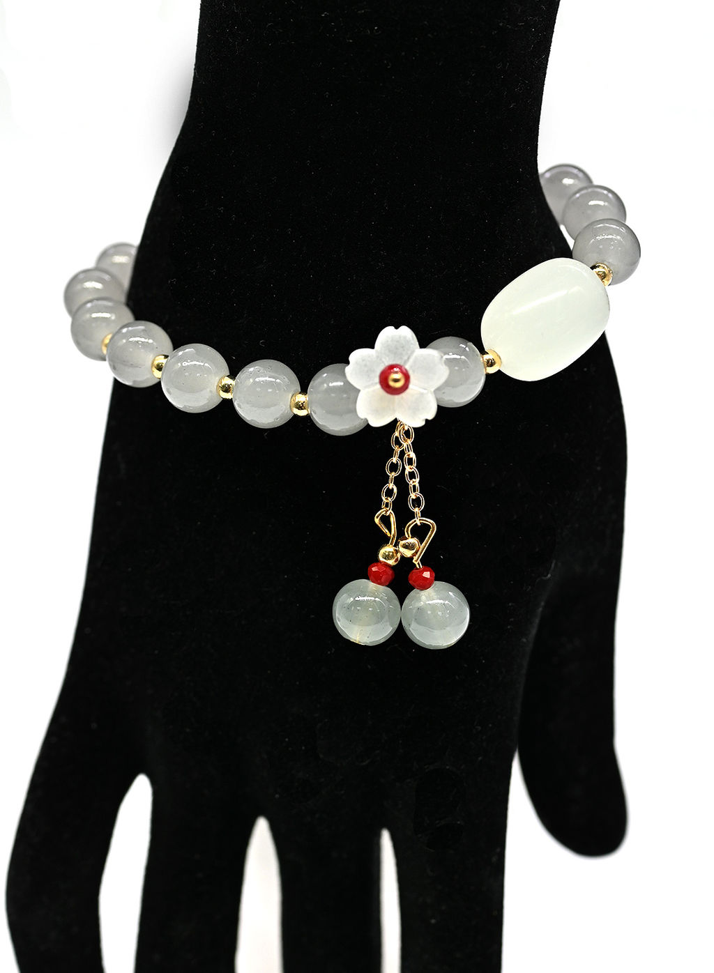 Браслет с подвеской "Цветок" цв.дымчатый, 17см