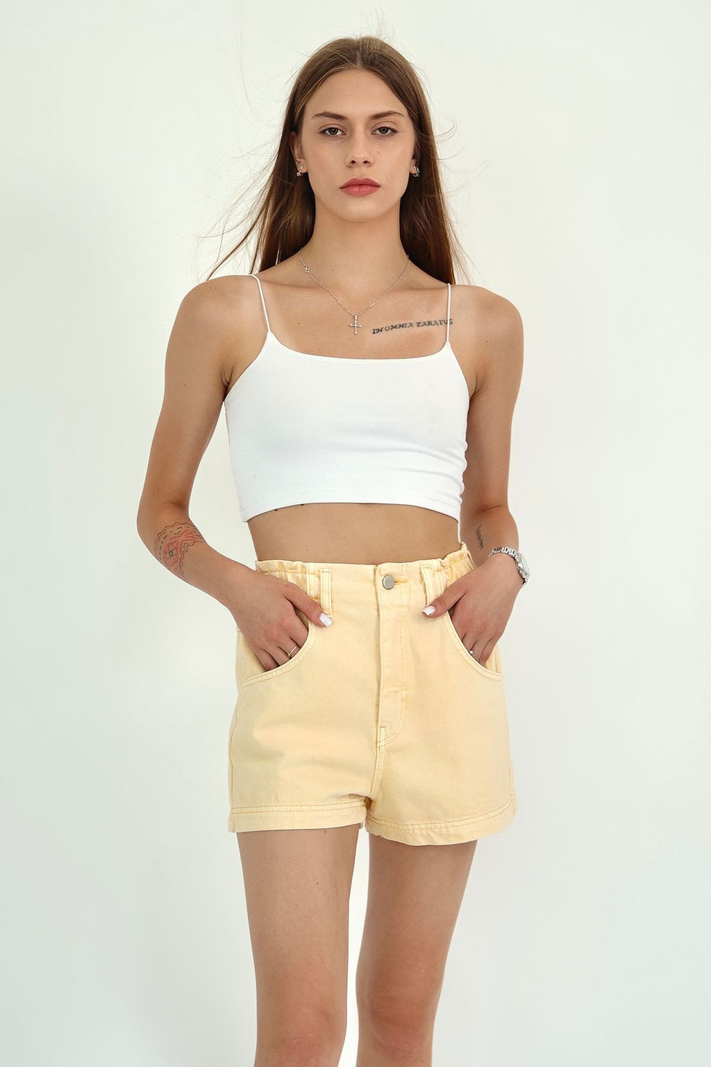 Sar? Beli Lastikli Mini Denim Sort TWOAW26SR00046 - Trendyolmilla фото 2