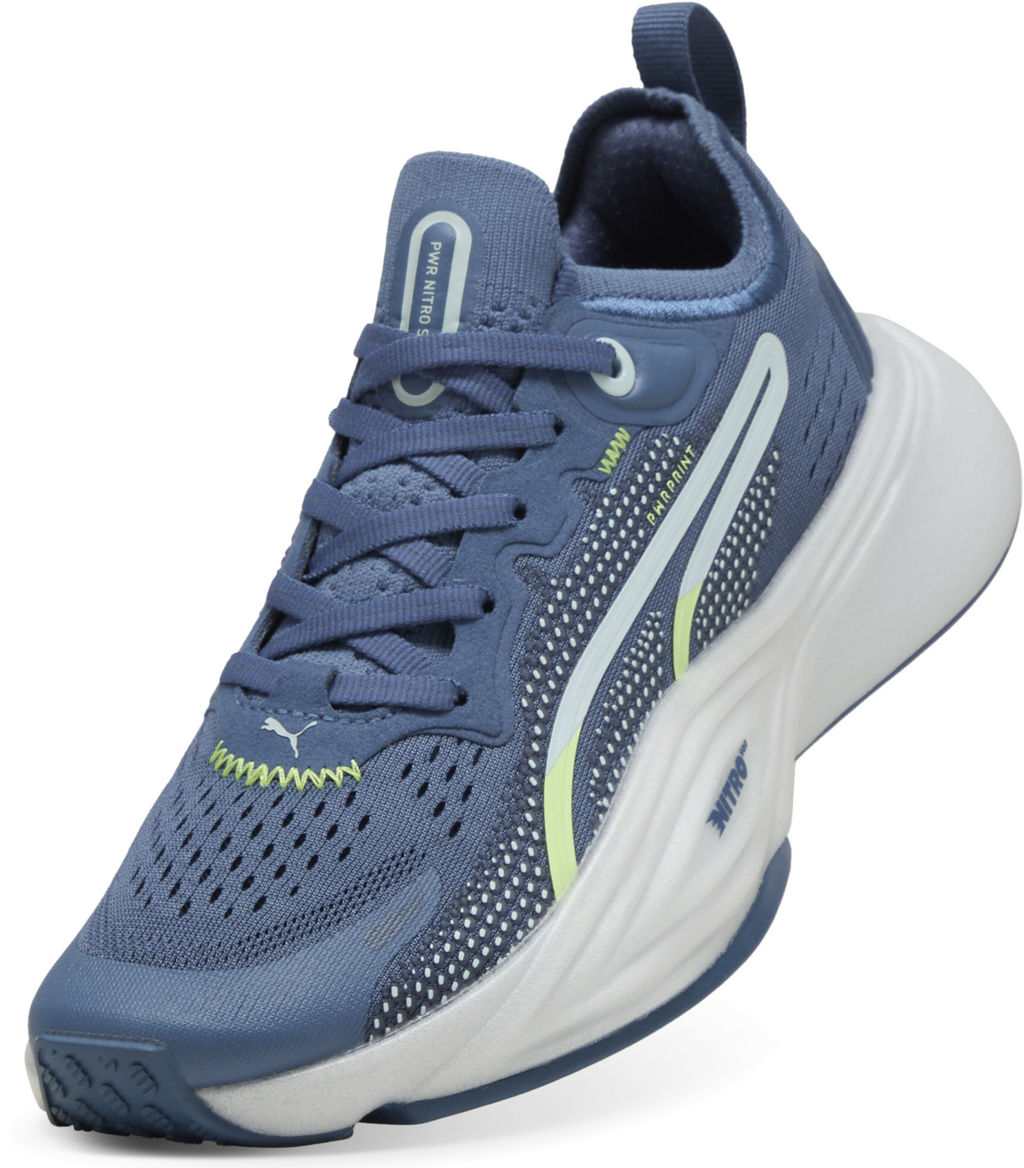 Кроссовки женские