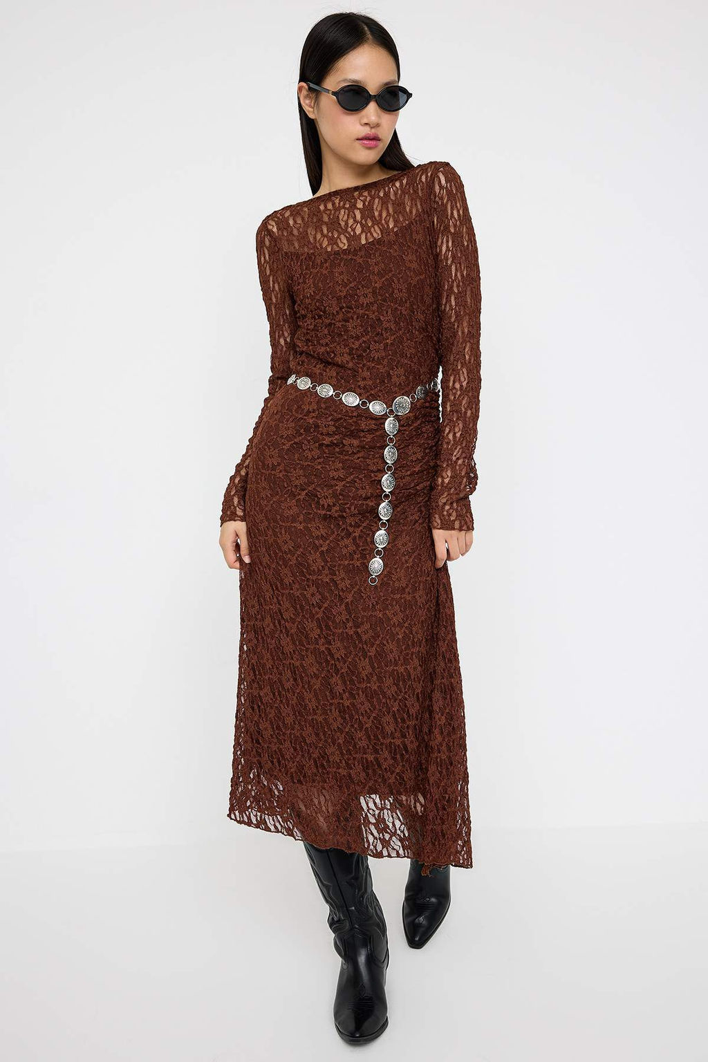 Kahverengi Dantel Bodycon Midi S?rt Dekolteli Astarl? Esnek Orme Elbise TWOAW26EL00016
