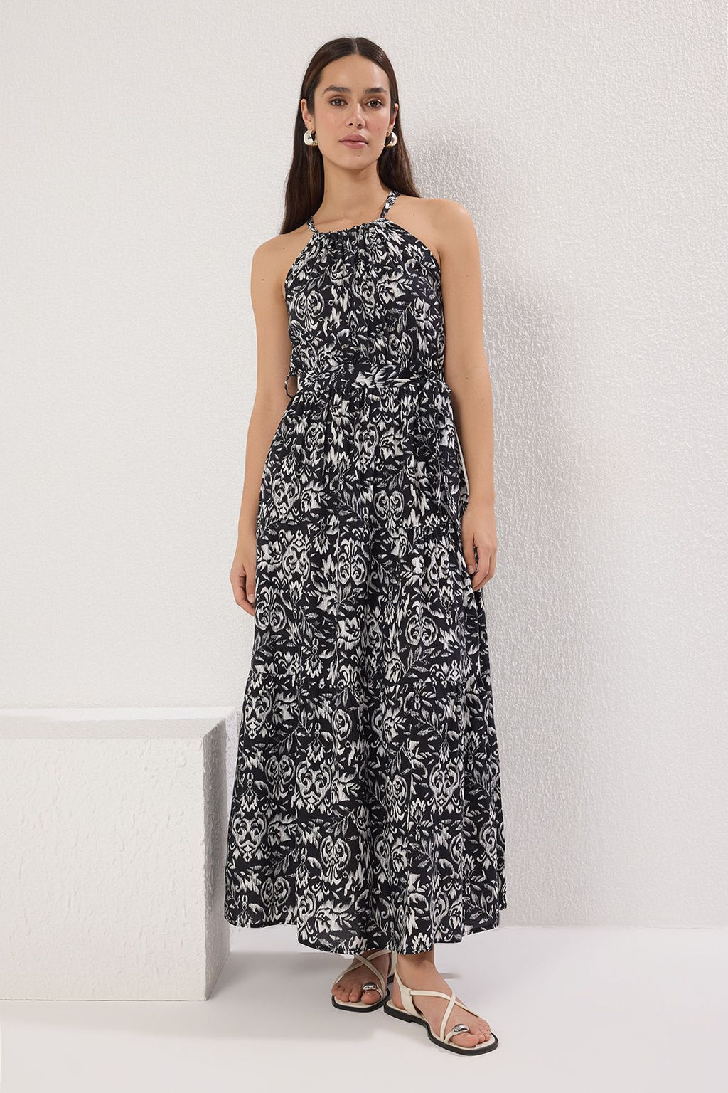 Cok Renkli Kusakl? Boyundan Baglamal? Halter Yaka Boho Maxi Dokuma Elbise TWOSS24EL00872