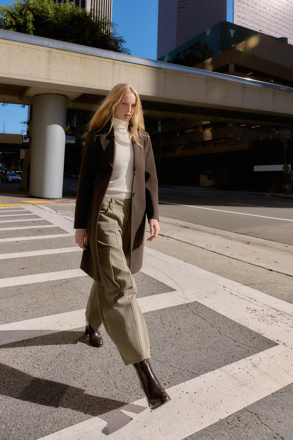 SOFT SHOULDER PAD COAT