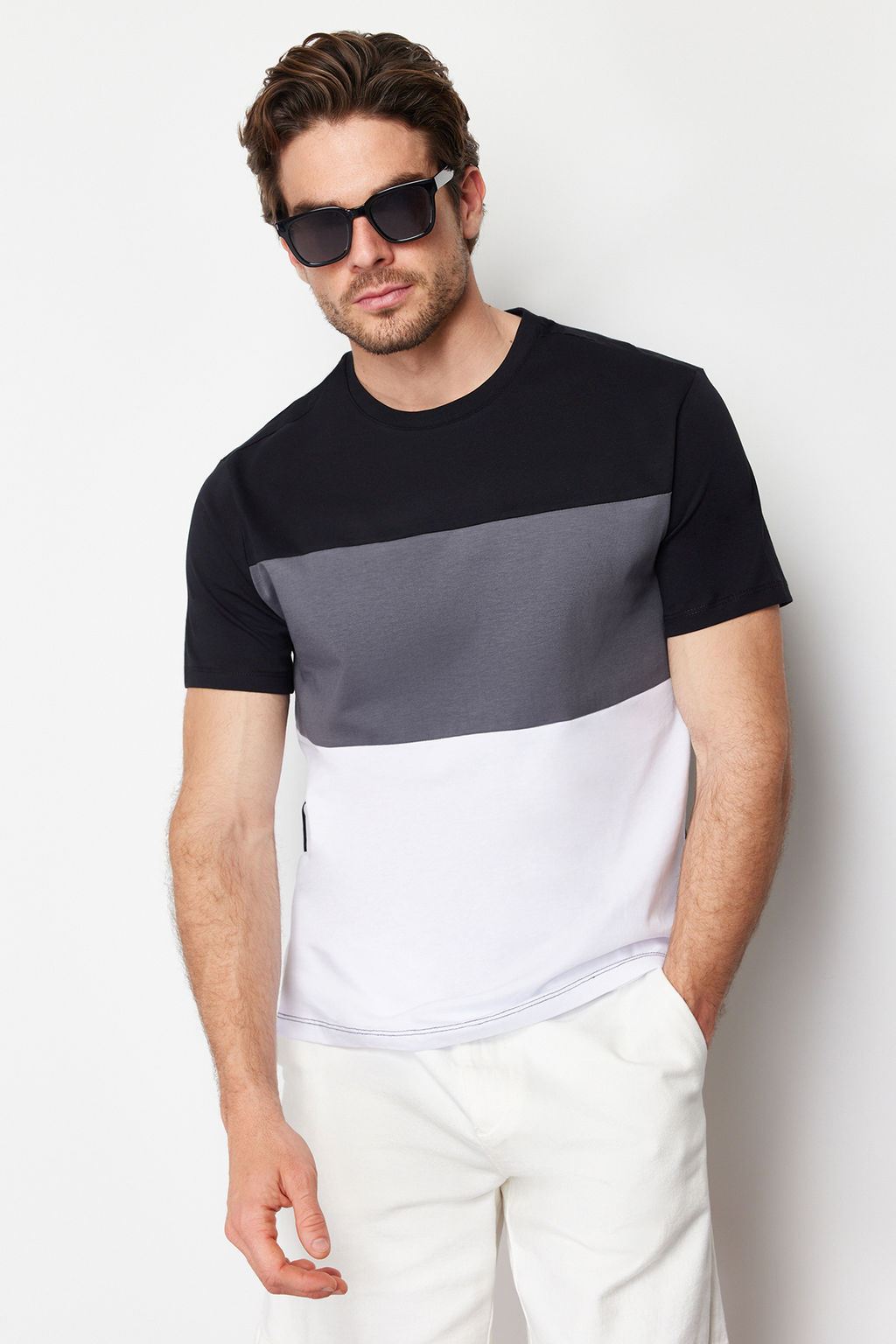 TRENDYOL MAN Siyah Regular/Normal Kesim Renk Bloklu %100 Pamuklu T-Shirt TMNSS24TS00076 - Trendyolmilla фото 6