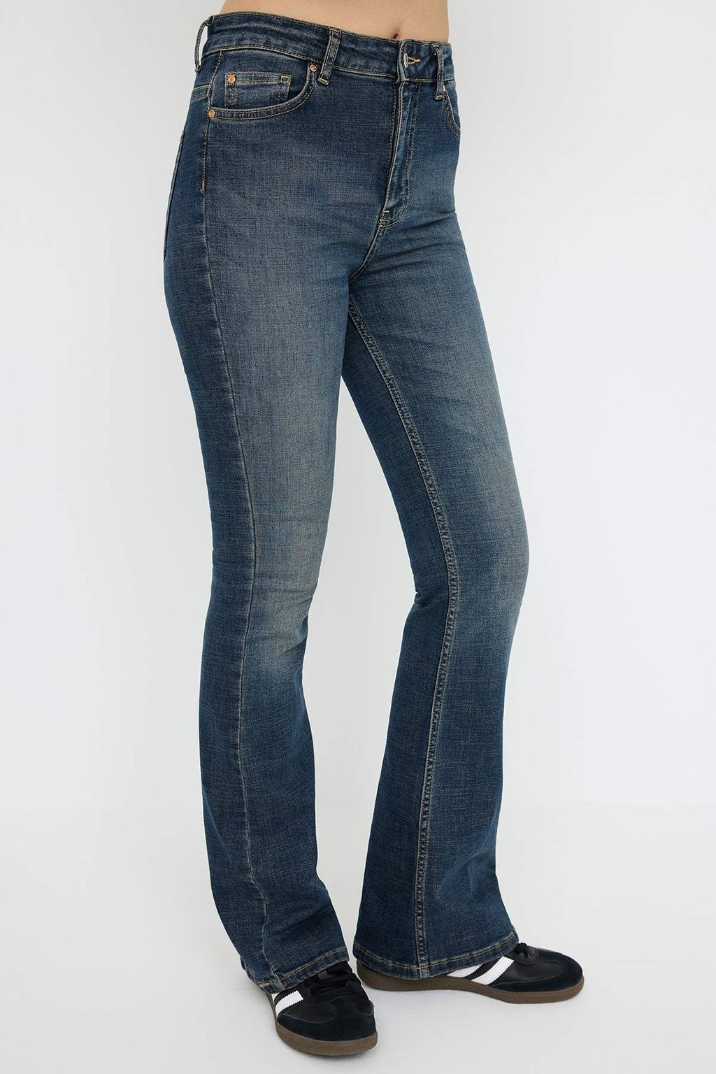 Teen Antrasit Lacivert Normal Bel Ispanyol Paca Flare Jeans TWOAW26JE00097 - Trendyolmilla фото 3