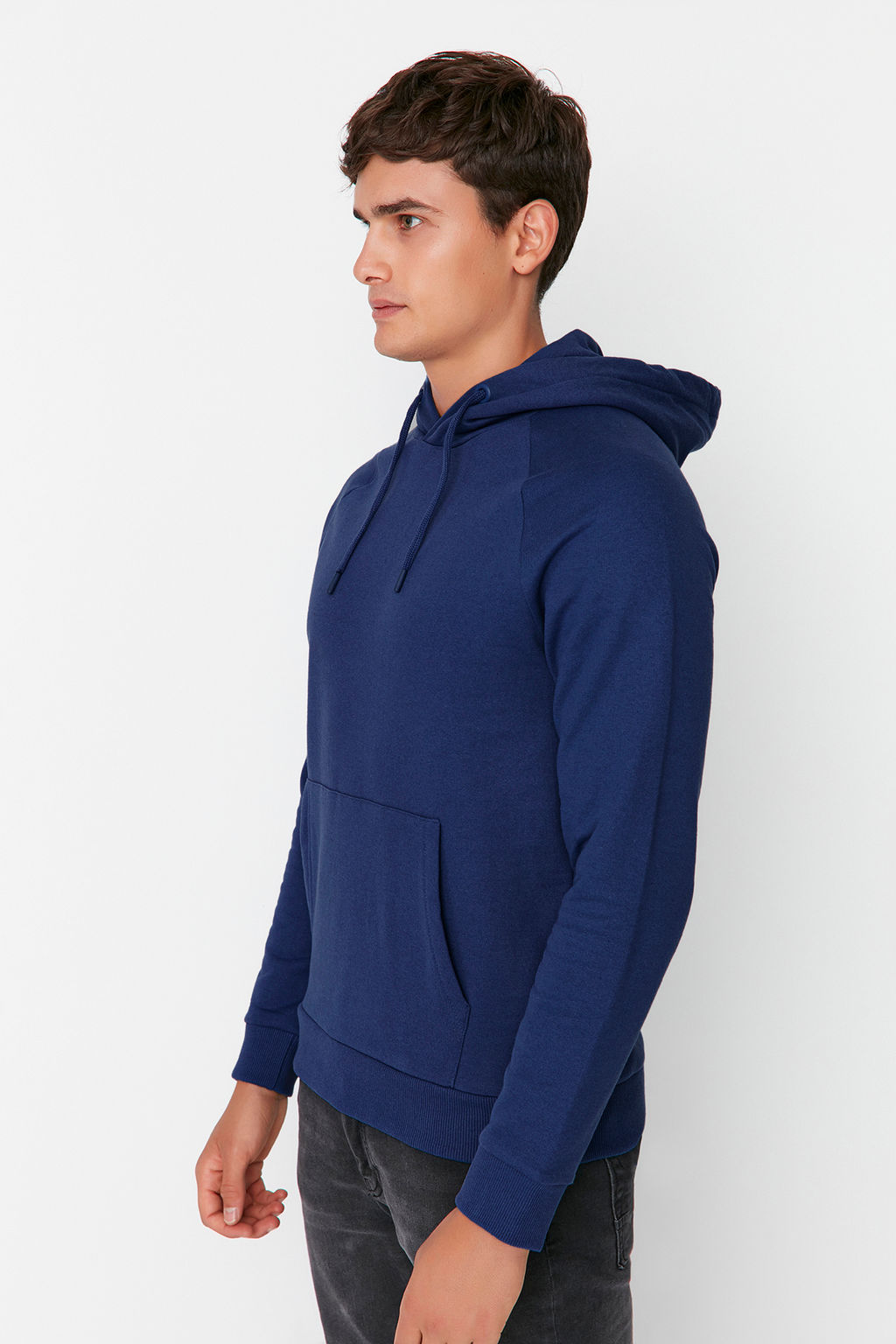 TRENDYOL MAN Gri Regular/Normal Kesim Kapusonlu Ici Polar/S?cak Tutan Sweatshirt TMNAW23SW00194 - Trendyolmilla фото 47