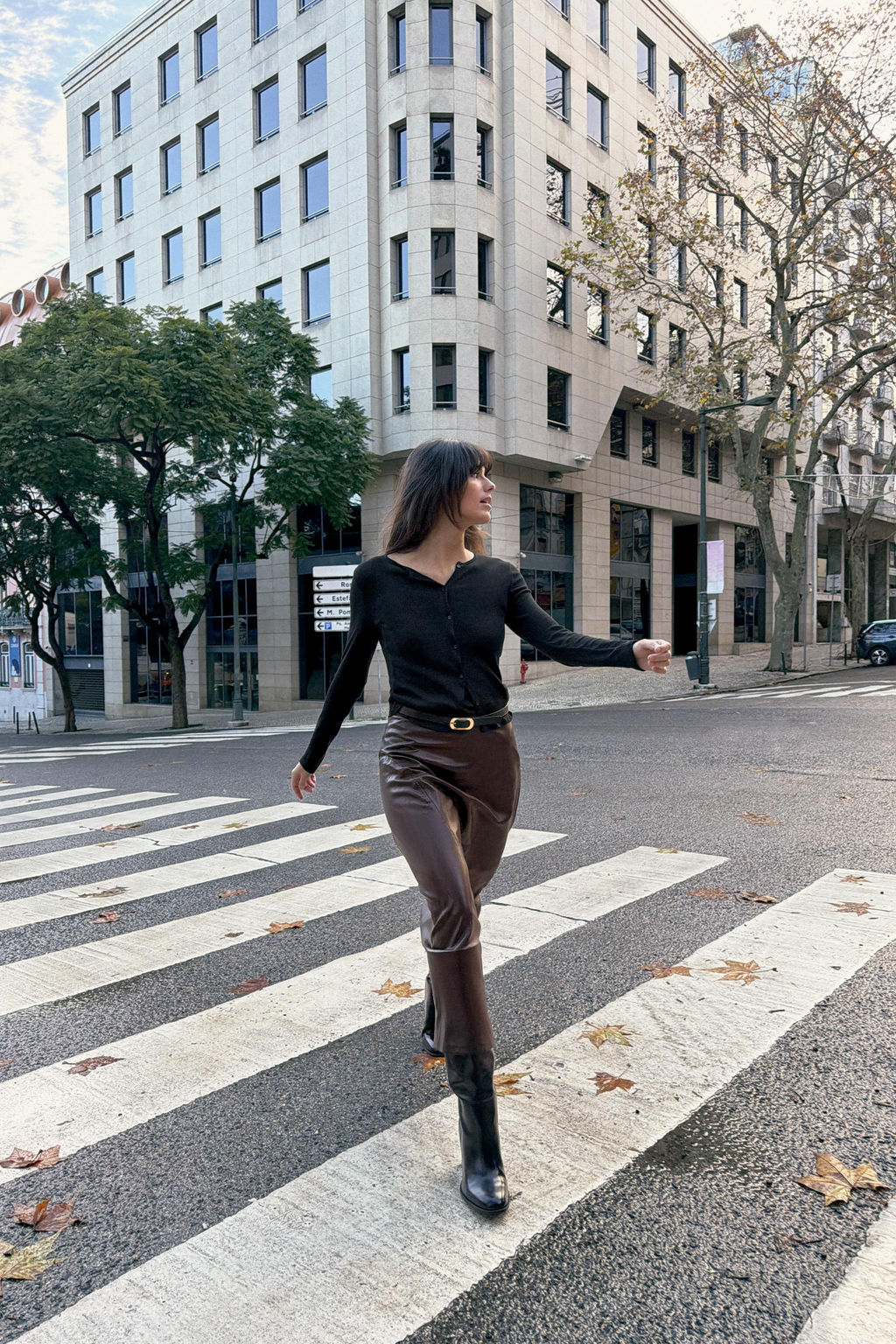 FAUX LEATHER MIDI SKIRT WITH BELT - Zara фото 16