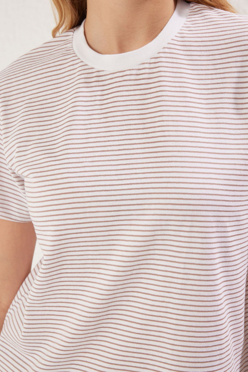 Vizon Ekru Cizgili Premium Kal?n Pamuklu Basic Regular/Normal Kal?p Orme T-Shirt TWOSS23TS00043