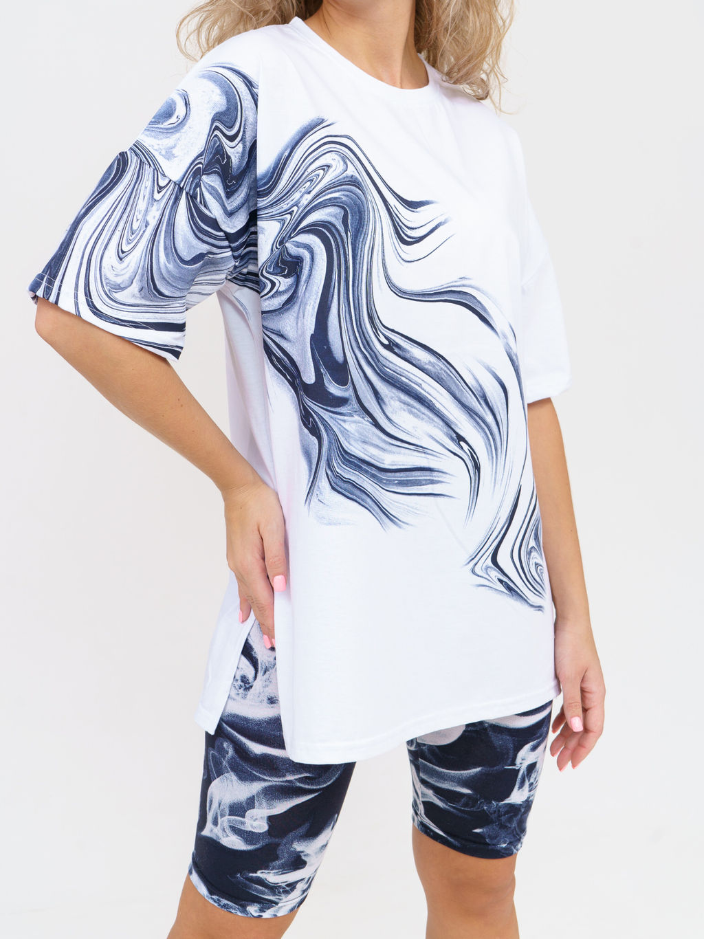 910 Костюм "белый/черный"