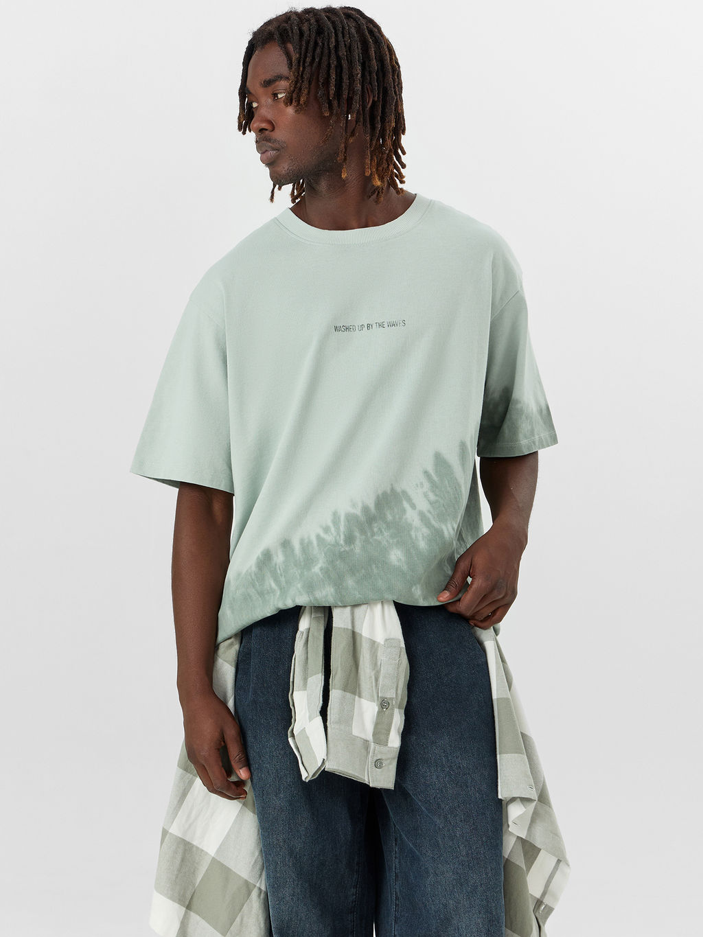 Футболка мужская салатовая с принтом и надписью washed up by the waves - Mark formelle фото 6