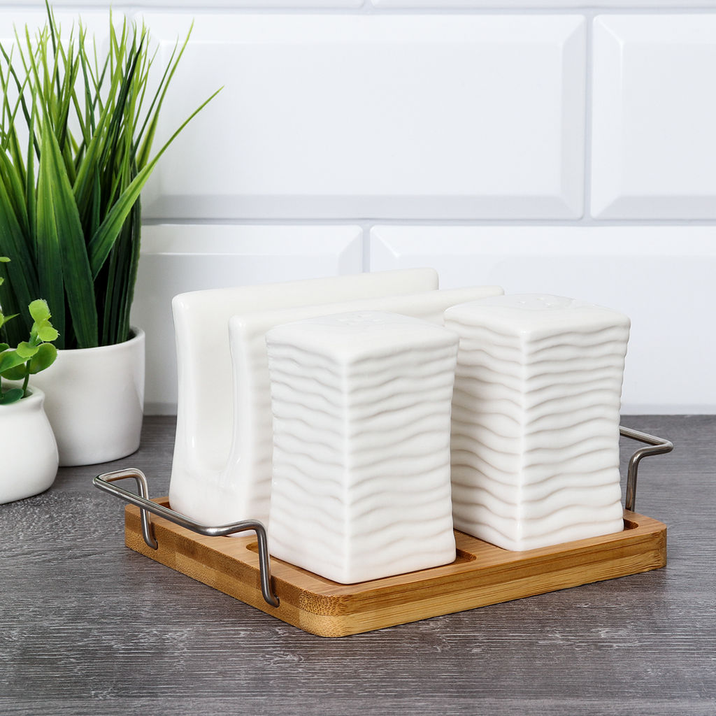 Набор для специй 3 предмета / NS31 /уп 24/ на деревянной подставке