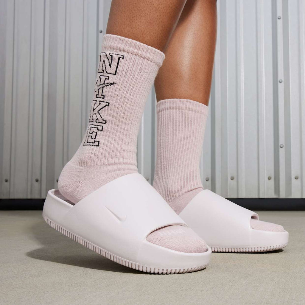 Шлепанцы женские