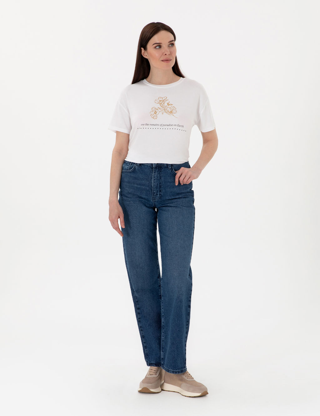 Beyaz Regular Fit Ti__rt