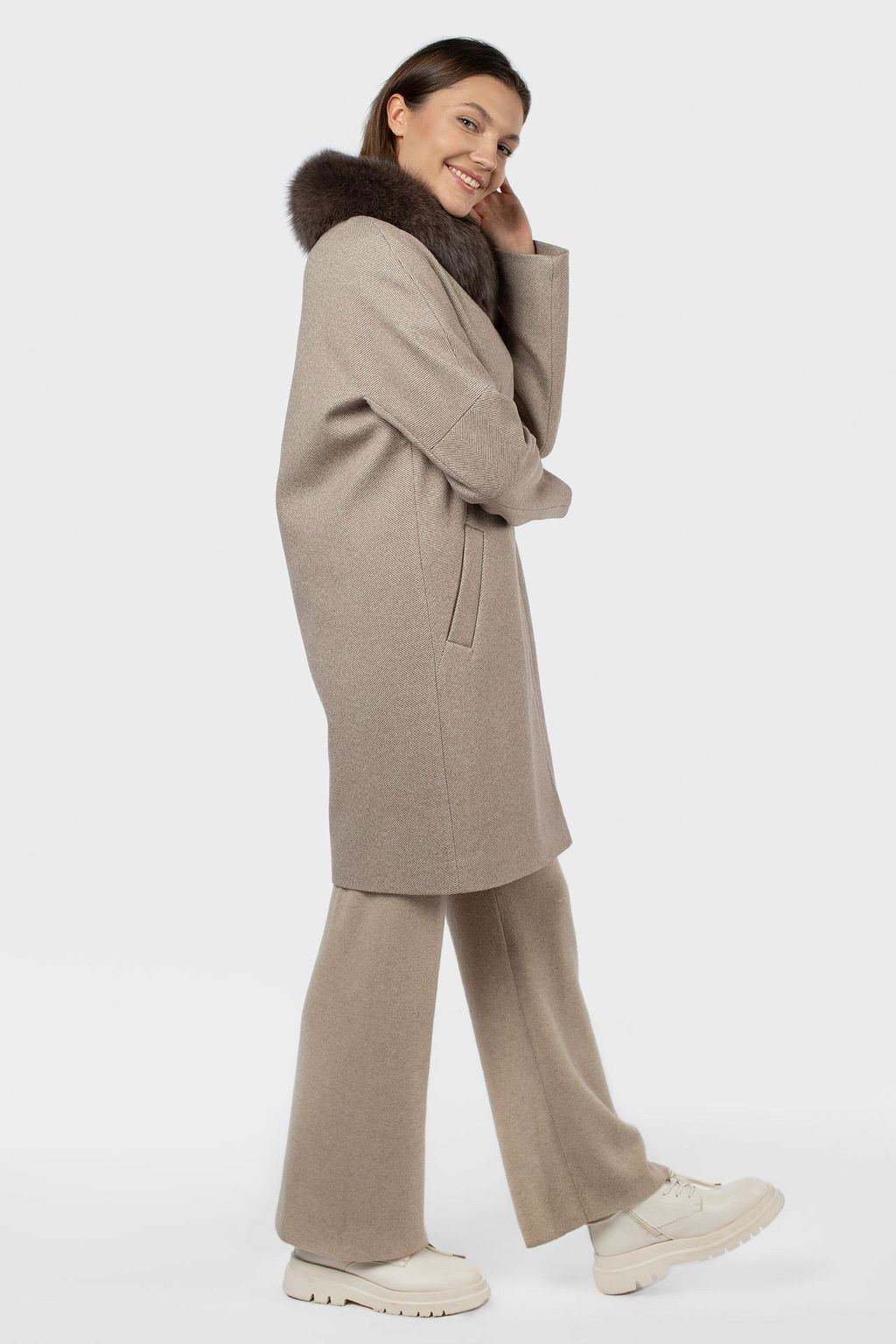 Мех натуральный (песец) Пальто утепленное Термофинн 100 г - El podio фото 5