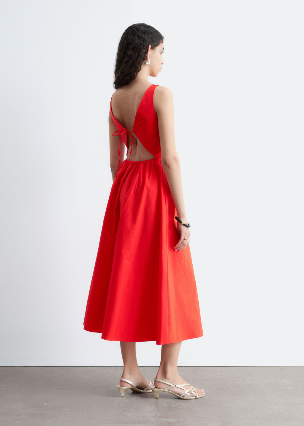 Vestido midi con lazo en la espalda - H&m фото 10