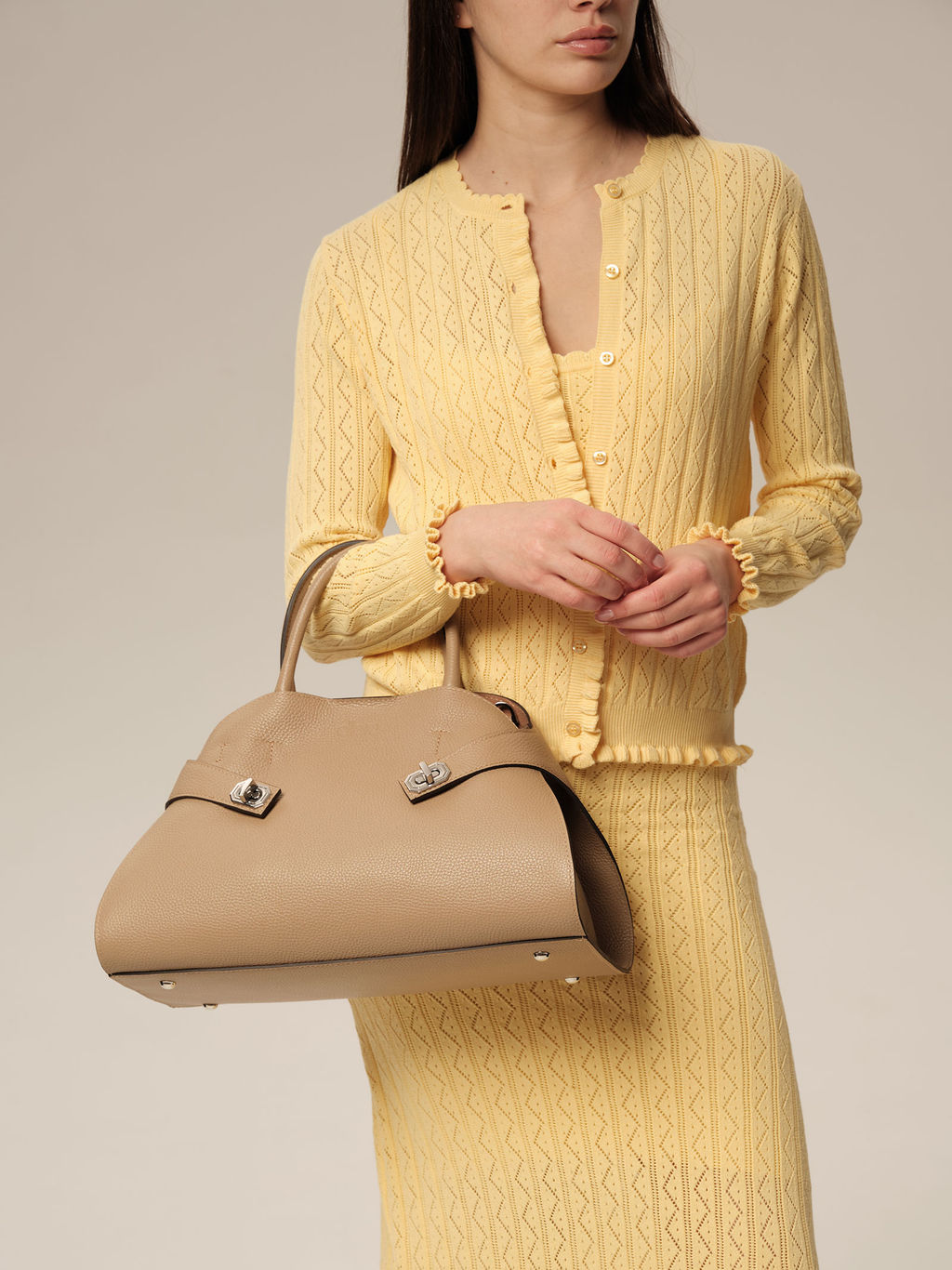 Сумка Naomi DBR 30985 бежевая карамель