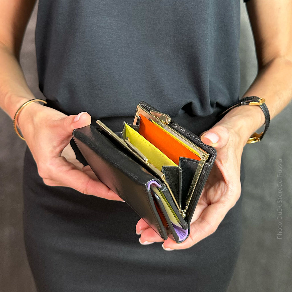 Итальянский женский кожаный кошелек DuDu серии Corsica | черный поп - Dudubags фото 8