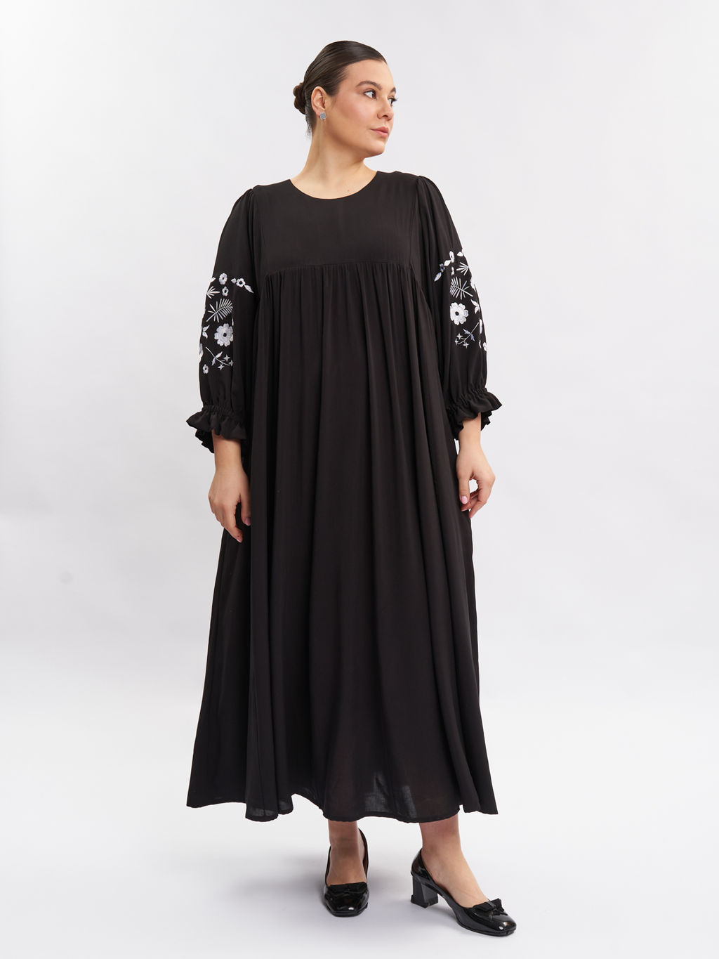 Платье А-силуэта с вышивкой PP29104BLK01 - Артесса фото 12