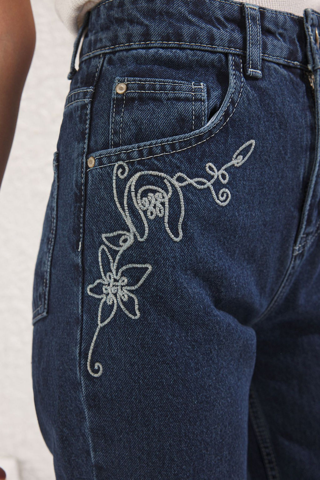 Mavi Nak?sl? Yuksek Bel Wide Leg Jeans TWOSS25JE00188 - Trendyolmilla фото 4