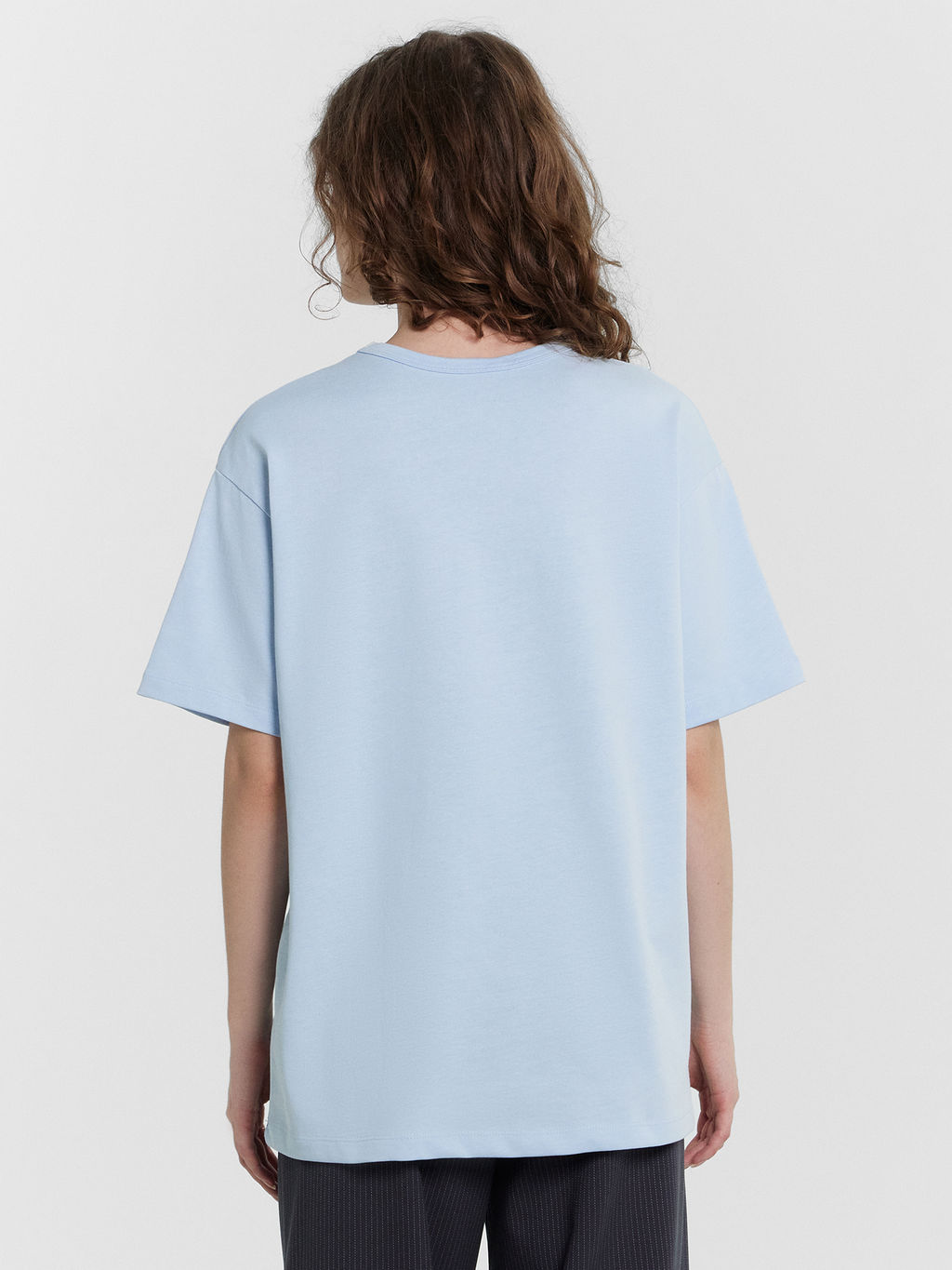 Футболка женская голубая воздушный голубой 112934 - Mark formelle фото 5