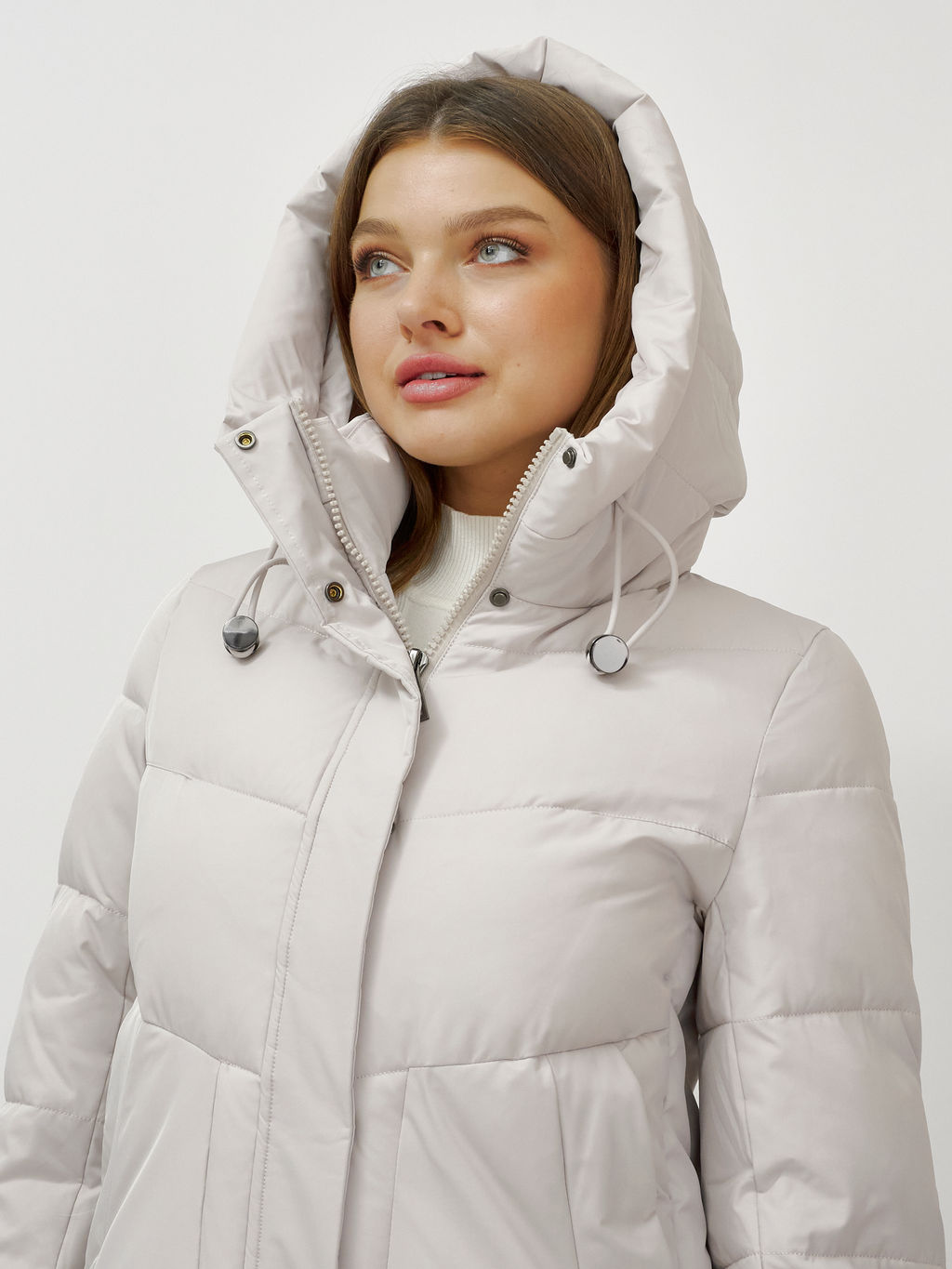 Куртка зимняя с капюшоном удлиненная стеганная бежевого цвета 9650B - Mtforce фото 9
