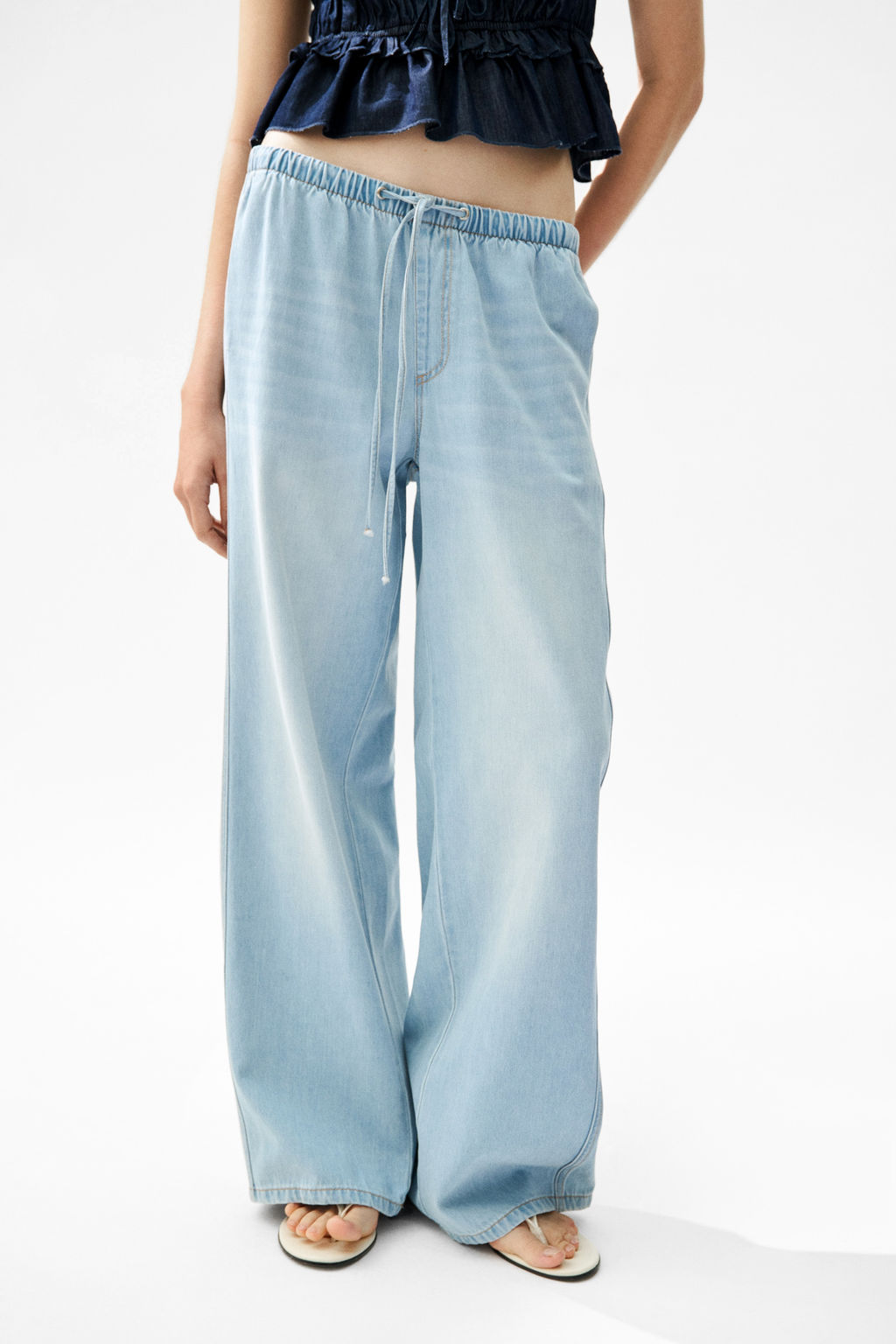 Pantal?n denim con cord?n de ajuste - H&m фото 5