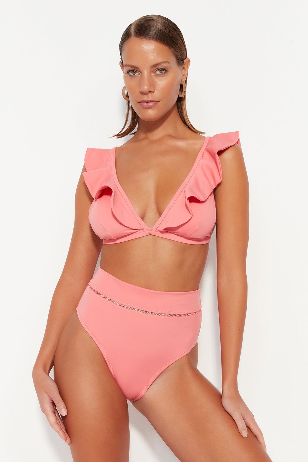 TRENDYOLMILLA Tarc?n Serit Aksesuarl? Yuksek Bel Regular Bikini Alt? TBESS22BA0027 фото 35