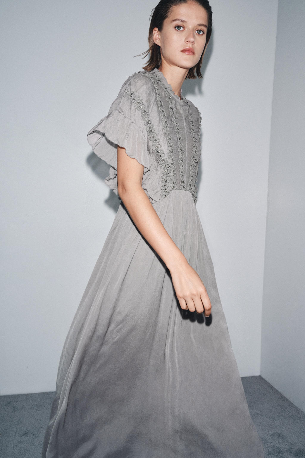 JEWEL KNOT TEXTURED DRESS