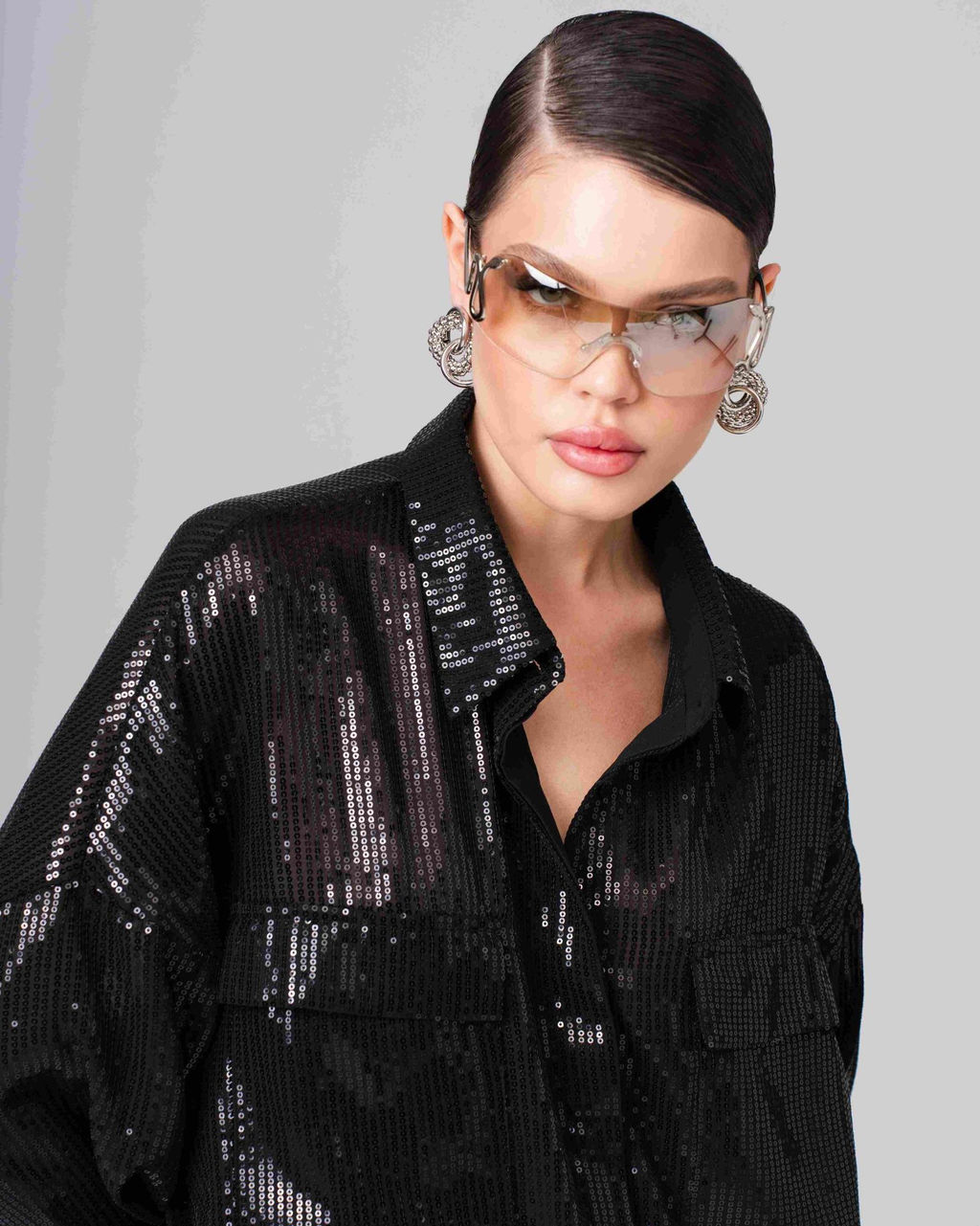 Рубашка с пайетками