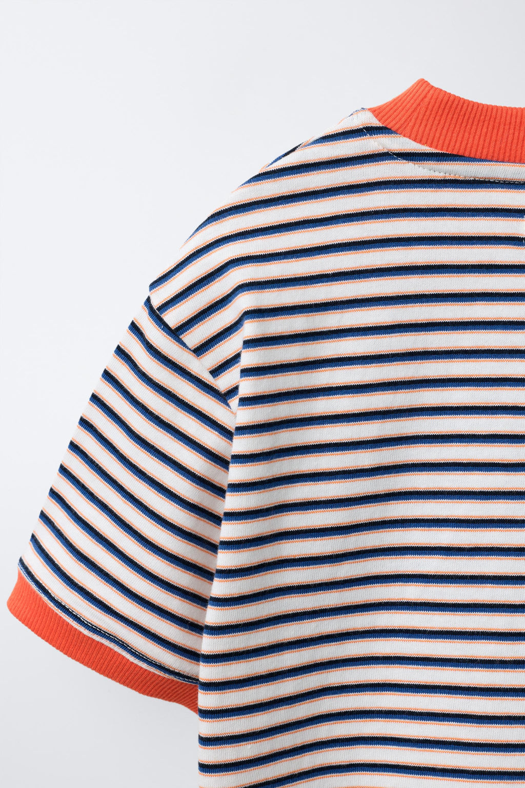 STRIPED T-SHIRT WITH LABEL - Zara фото 10