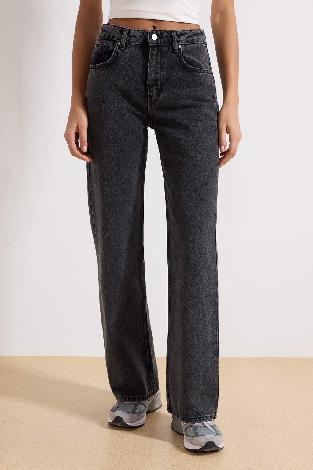 Antrasit Yuksek Bel Wide Leg Genis Paca %100 Pamuk Non-Stretch Jeans TWOSS23JE00068