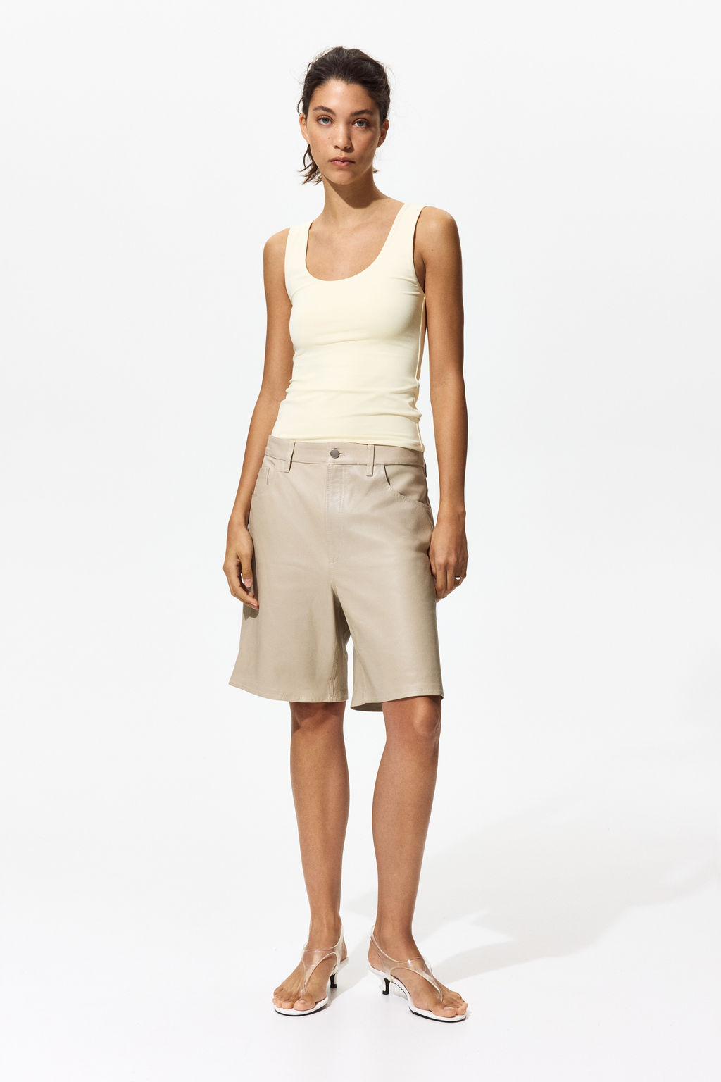 Top sin mangas en microfibra - H&m фото 10