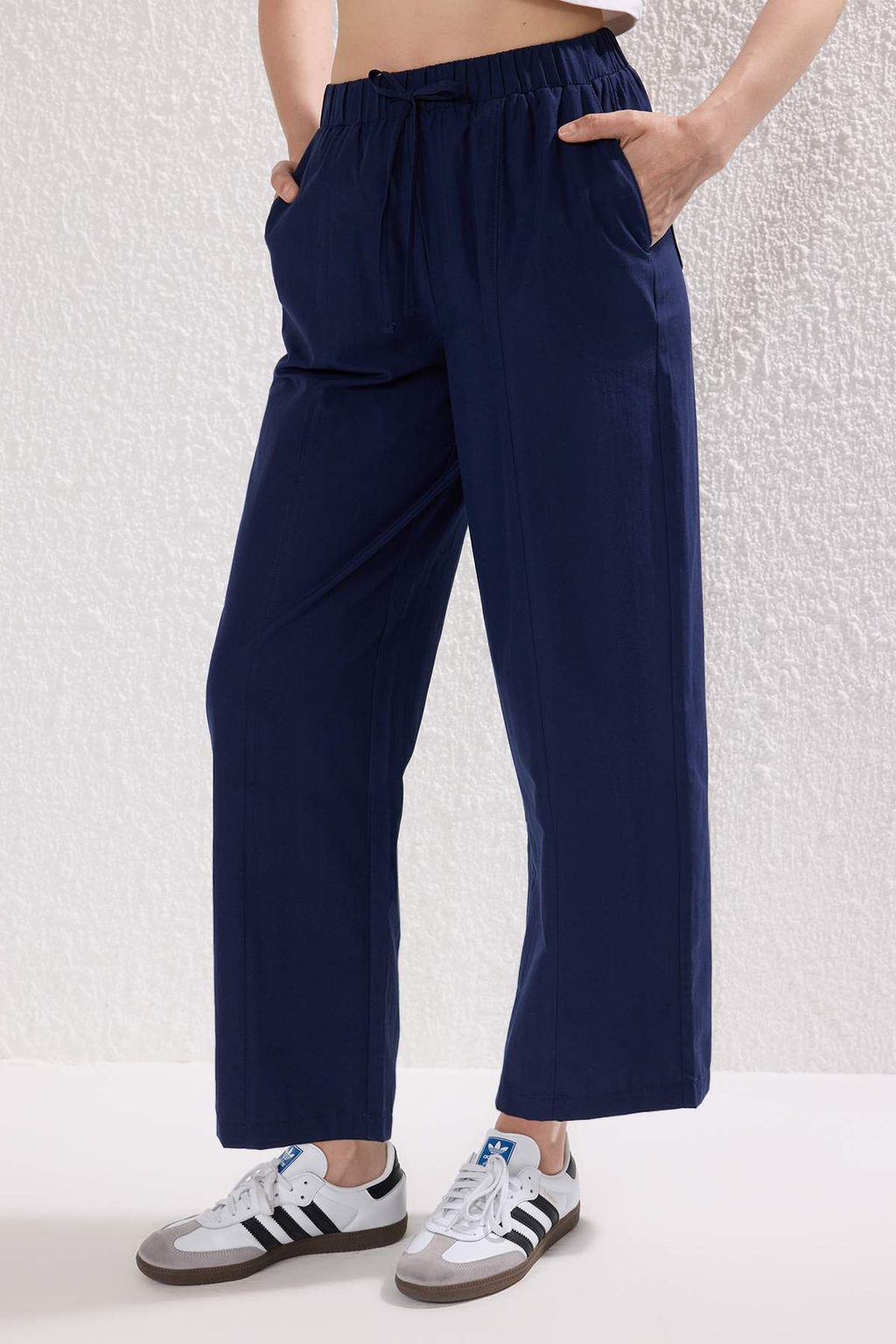 Trendyolmilla Lacivert Mat Dokulu Beli Lastikli Pantolon TWOSS25PL00120 фото 3