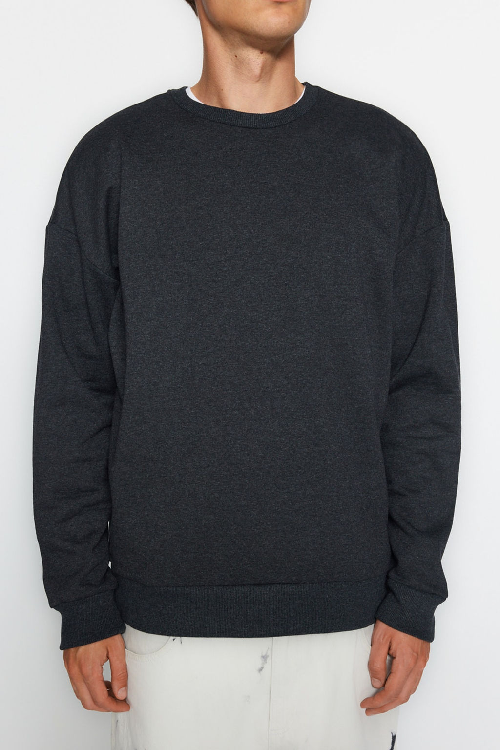 Antrasit Oversize/Genis Kesim Cicek S?rt Bask?l? Ici Polarl?/S?cak Tutan Sweatshirt TMNAW23SW00493