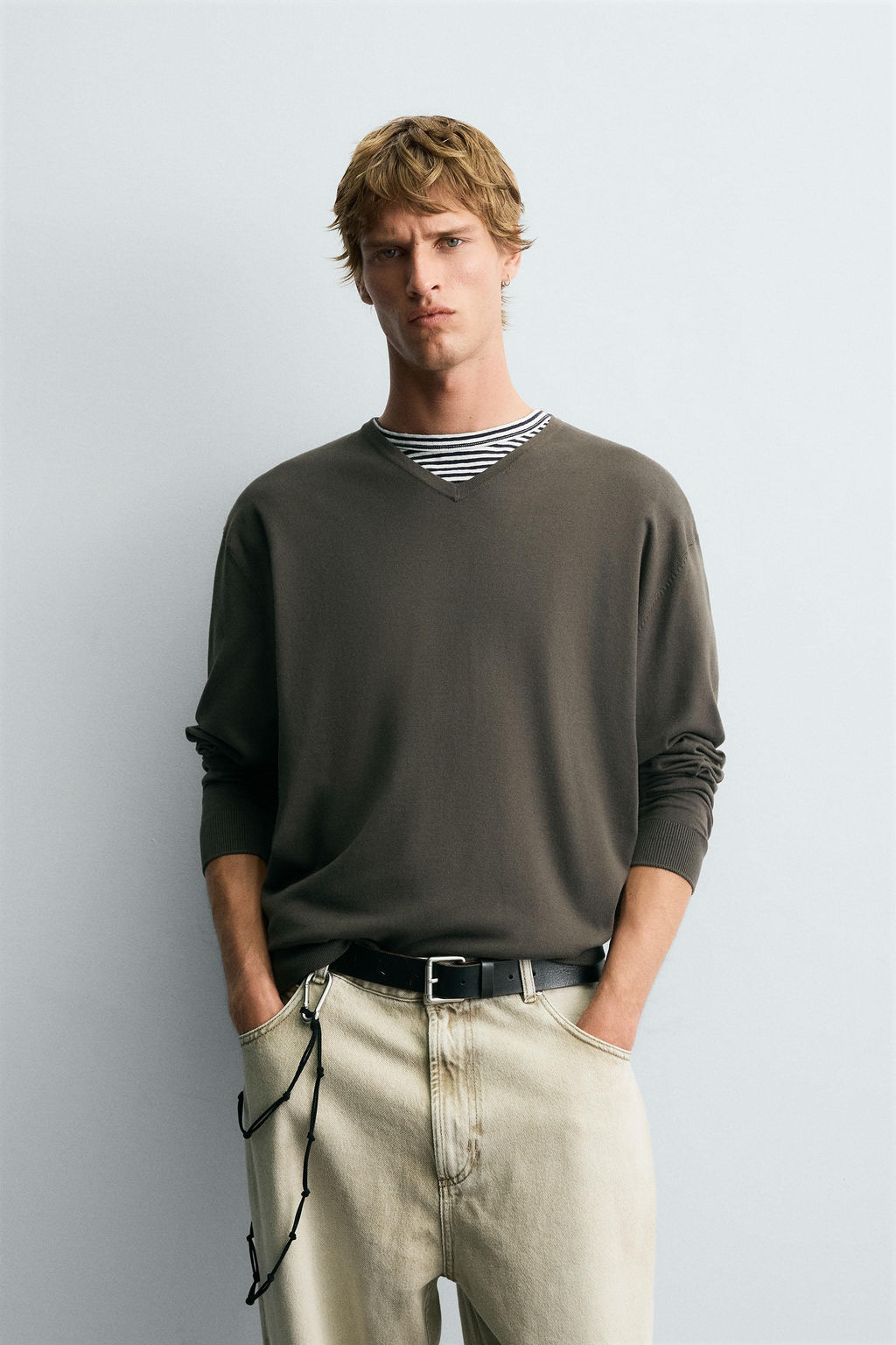 BASIC V-NECK SWEATER - Zara фото 2